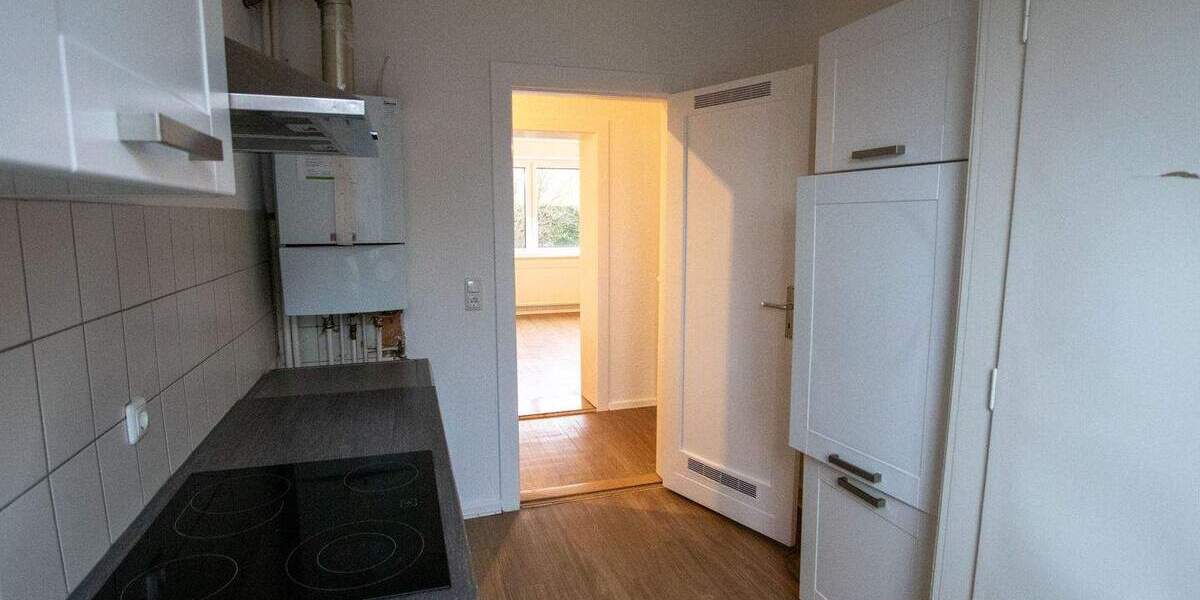 Renovierte 3-Zi. Wohnung inkl. Küche! 3 zimmer