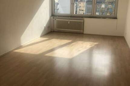 Wohnung zum Mieten in Frankfurt am Main 930 € 55 m²