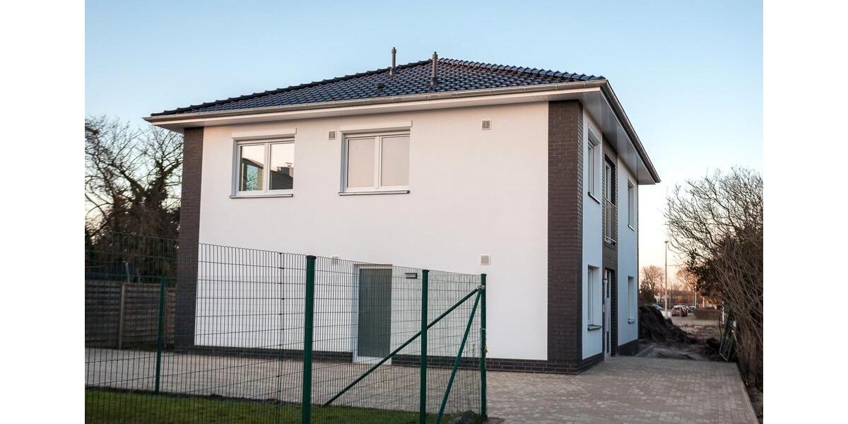Erdgeschoßwohnung Delmenhorst Bungerhof - 3 Zimmer, 96 m&sup2;, 1.350&euro; | Angebot:26221694