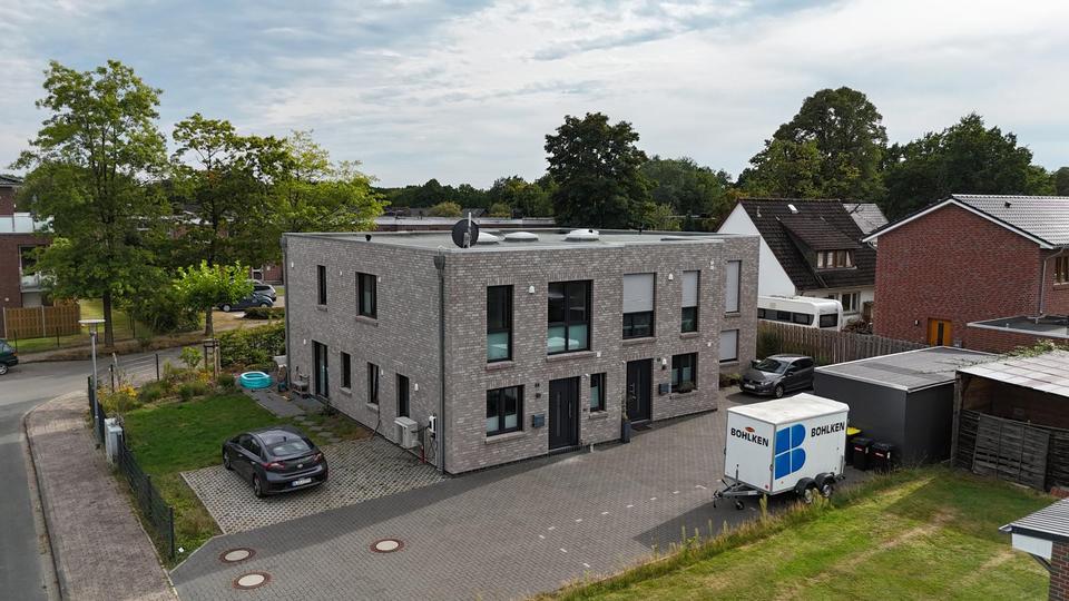 Reihenhaus Oldenburg Etzhorn - 5 Zimmer, 140 m&sup2;, 1.800&euro; | Angebot:25754008