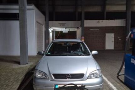 Opel Astra 100.100 km 2.499 &euro; Varrelbusch 49681
