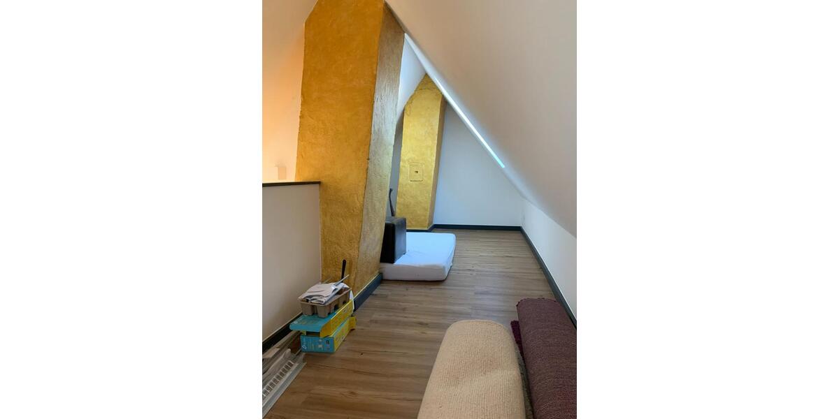 Dachgeschoßwohnung Edewecht - 4 Zimmer, 72 m&sup2;, 650&euro; | Angebot:26085869