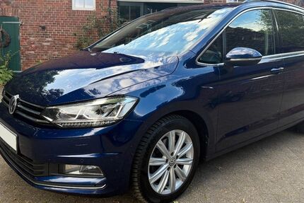 VW Touran 158.279 km 14.800 &euro; Dötlingen 27801
