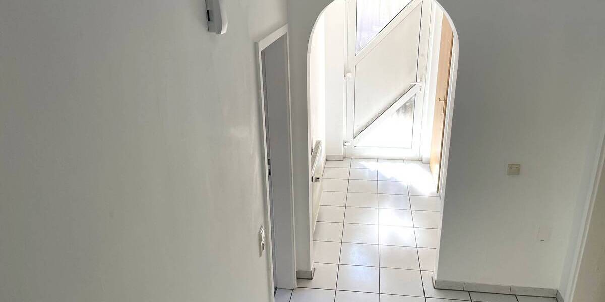 Mehrfamilienhaus, Wohnhaus Oldenburg Kreyenbrück - 4 Zimmer, 105 m&sup2;, 375.000&euro; | Angebot:25697003