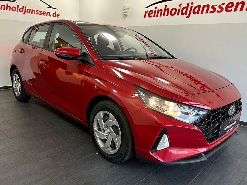 i20