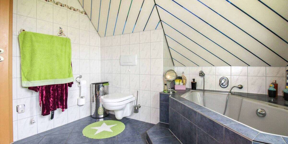 Einfamilienhaus Oldenburg Ofenerdiek - 4 Zimmer, 124 m&sup2;, 449.000&euro; | Angebot:26887107