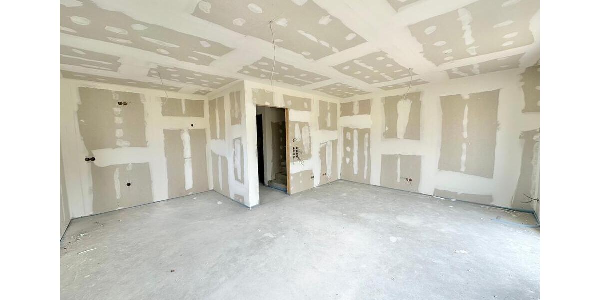 Rastede - Im Göhlen: Neubau-Reihenendhaus mit Einbauküche als Erstbezug 5 zimmer