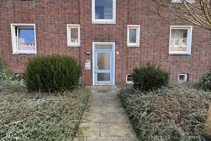 Wohnung zum Mieten in Varel 300 € 47.94 m²