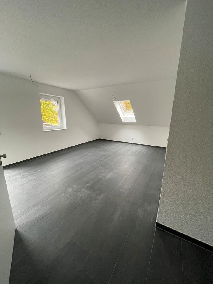 schöne 3 ZKB Obergeschosswohnung zu vermieten zimmer