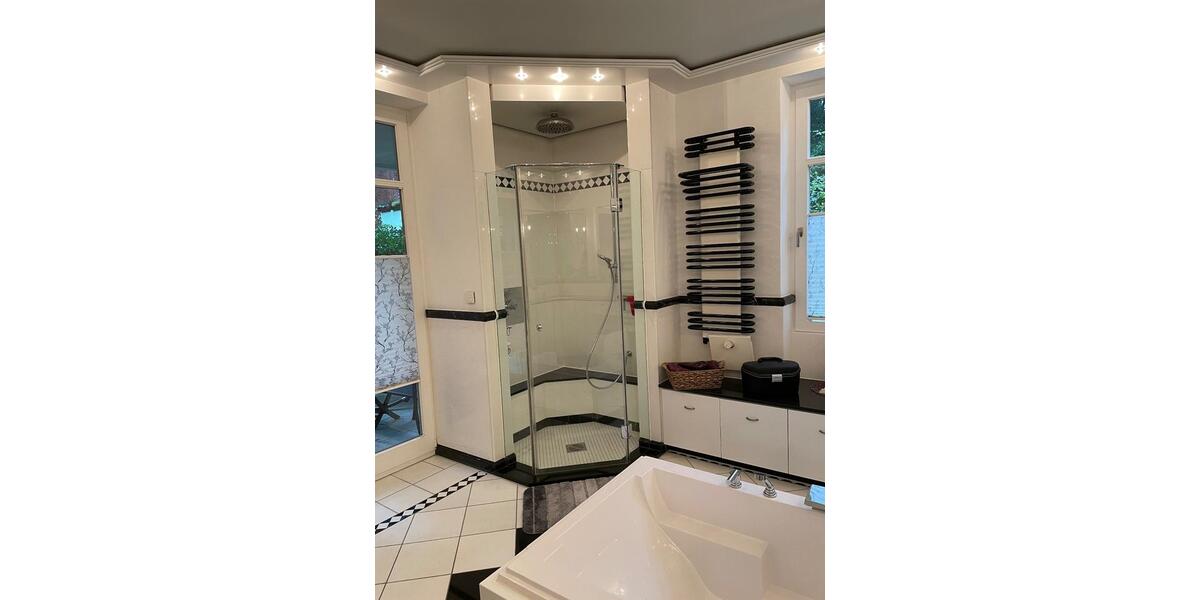 4 Zimmer mit modernem, offenen Grundriss Nähe Schloßgarten 4 zimmer