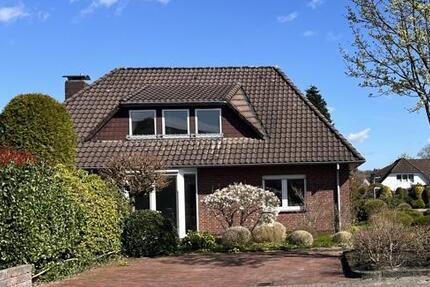 Haus Rastede - 4 Zimmer, 137 m&sup2;, 1.500&euro; | Angebot:26097556