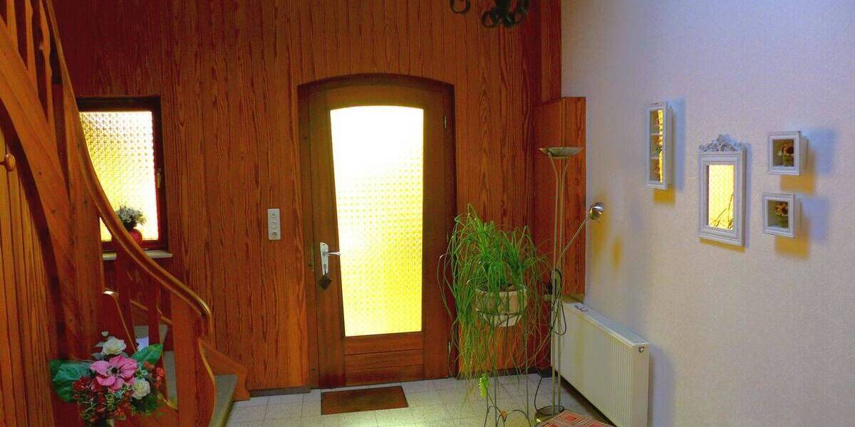 Einfamilienhaus Edewecht Portsloge - 8 Zimmer, 254 m&sup2;, 361.000&euro; | Angebot:26188273