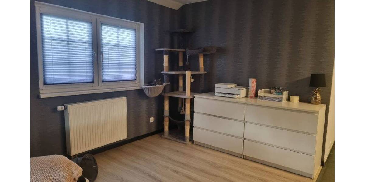 Mehrfamilienhaus, Wohnhaus Berne Weserdeich - 9 Zimmer, 211 m&sup2;, 379.000&euro; | Angebot:26816776