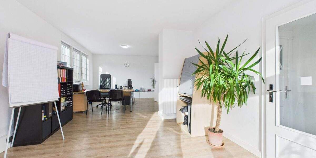 Gewerbeobjekt Edewecht - 2 Zimmer, 47 m&sup2;, 750&euro; | Angebot:26930584