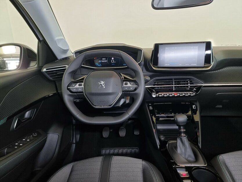 208 Allure Pack 100 APP LED i-Cockpit Kamera