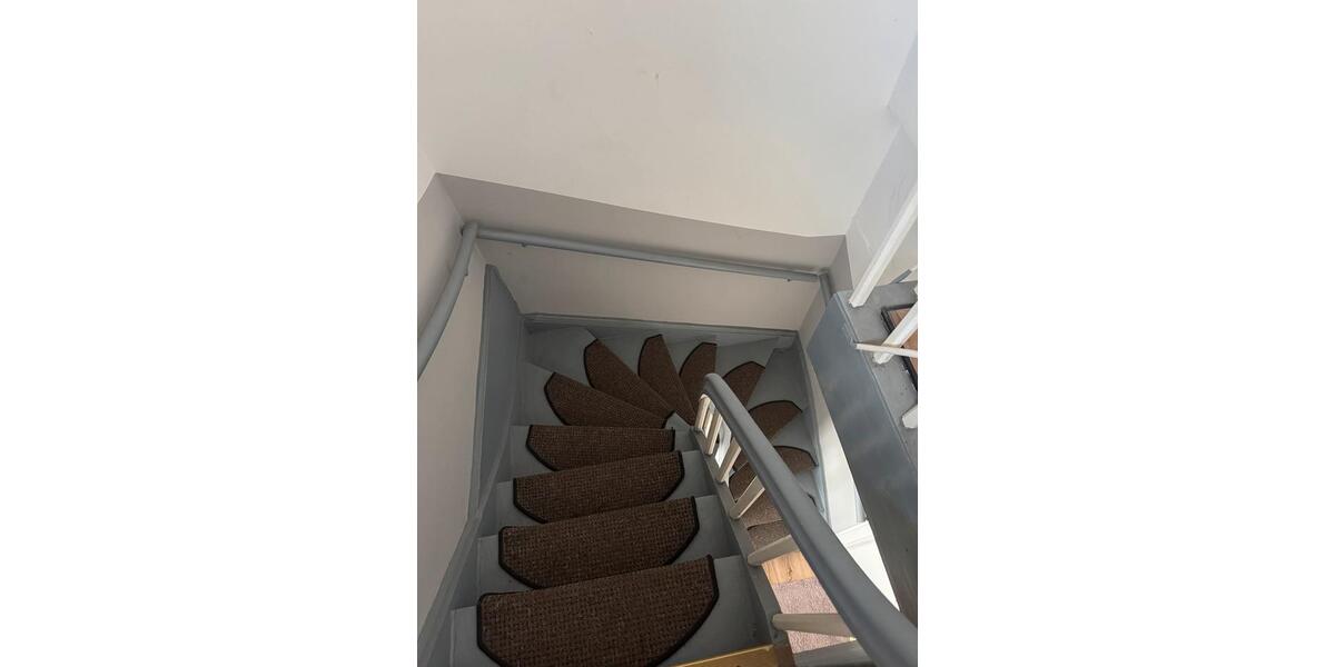 Dachgeschoßwohnung Delmenhorst Deichhorst - 2.5 Zimmer, 54 m&sup2;, 490&euro; | Angebot:25723881