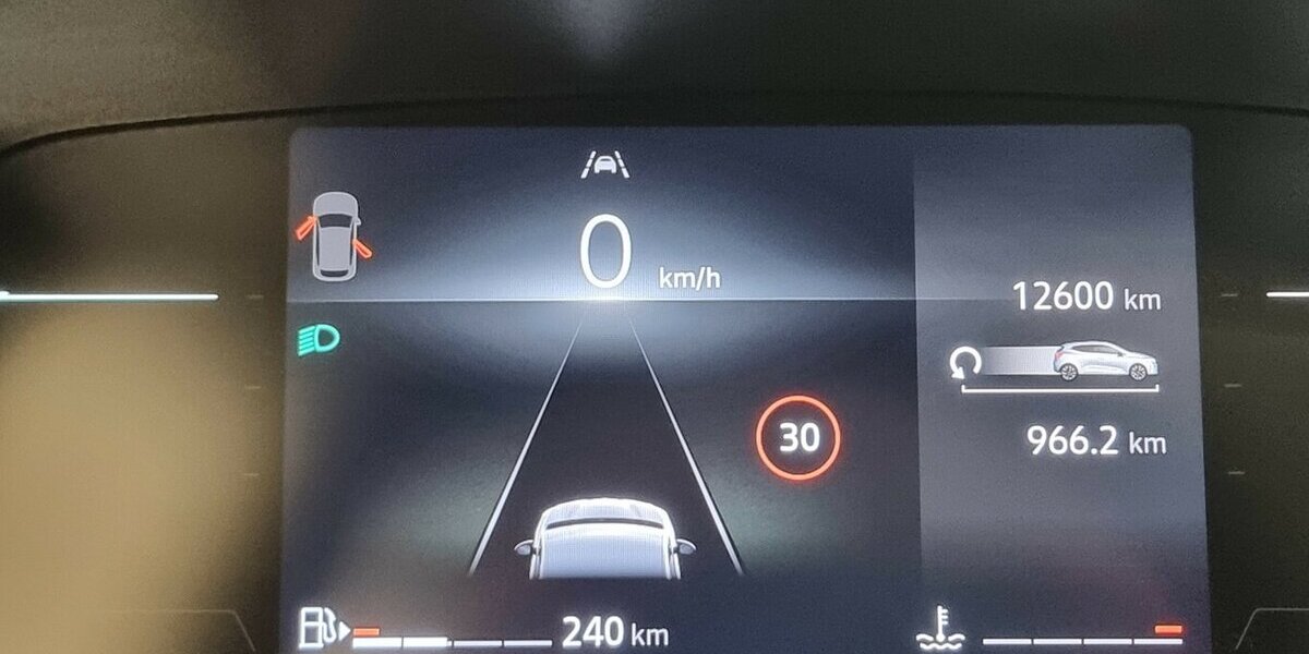 Renault Clio Evolution LED APP SHZ Keyless Tempomat 12.800 km 15.940 &euro; Garrel 49681