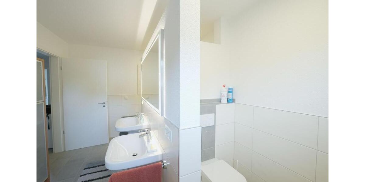 Einfamilienhaus Oldenburg Alexandersfeld - 4 Zimmer, 125 m&sup2;, 1.600&euro; | Angebot:24766190