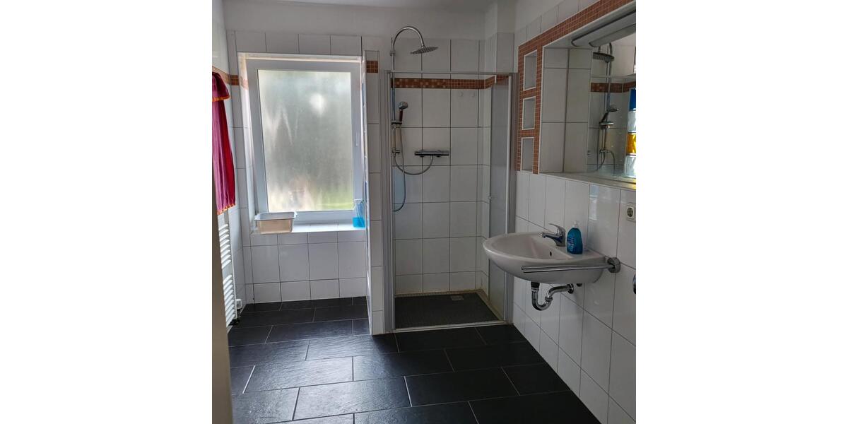 Erdgeschoßwohnung Edewecht - 2 Zimmer, 65 m&sup2;, 530&euro; | Angebot:26677763