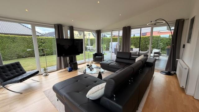 Einfamilienhaus Varel - 5 Zimmer, 155 m&sup2;, 499.000&euro; | Angebot:27087038