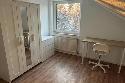 Wohnung Oldenburg Bürgeresch - 4 Zimmer, 15 m&sup2;, 450&euro; | Angebot:25045188