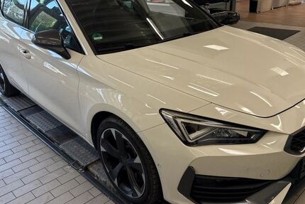 Cupra Leon 47.027 km 22.990 &euro; Rastede/ Wahnbek 26180