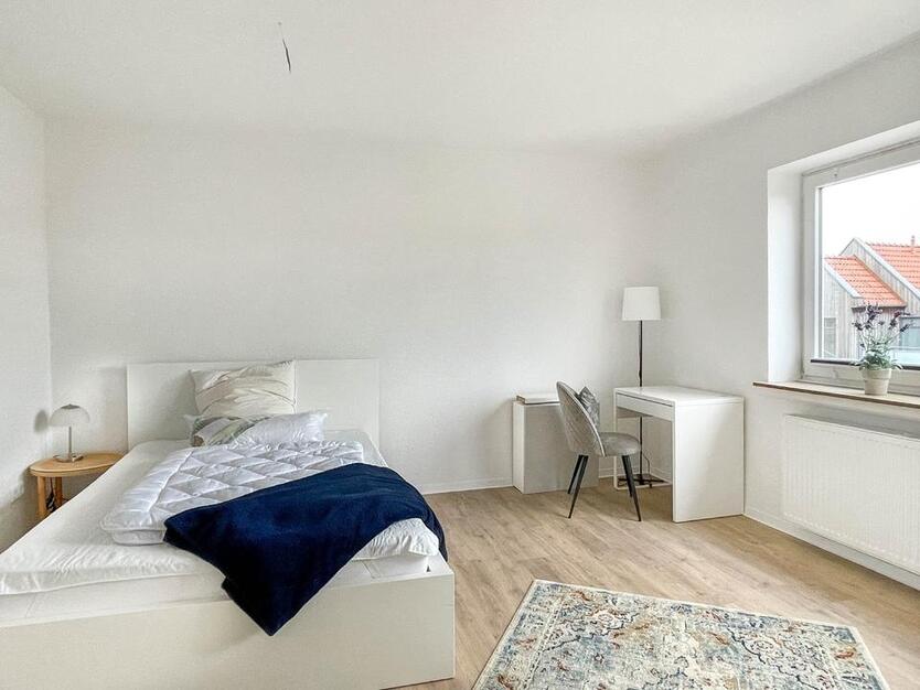 Wohnen auf Zeit - sanierte, vollmöblierte Wohnung in Uninähe! zimmer