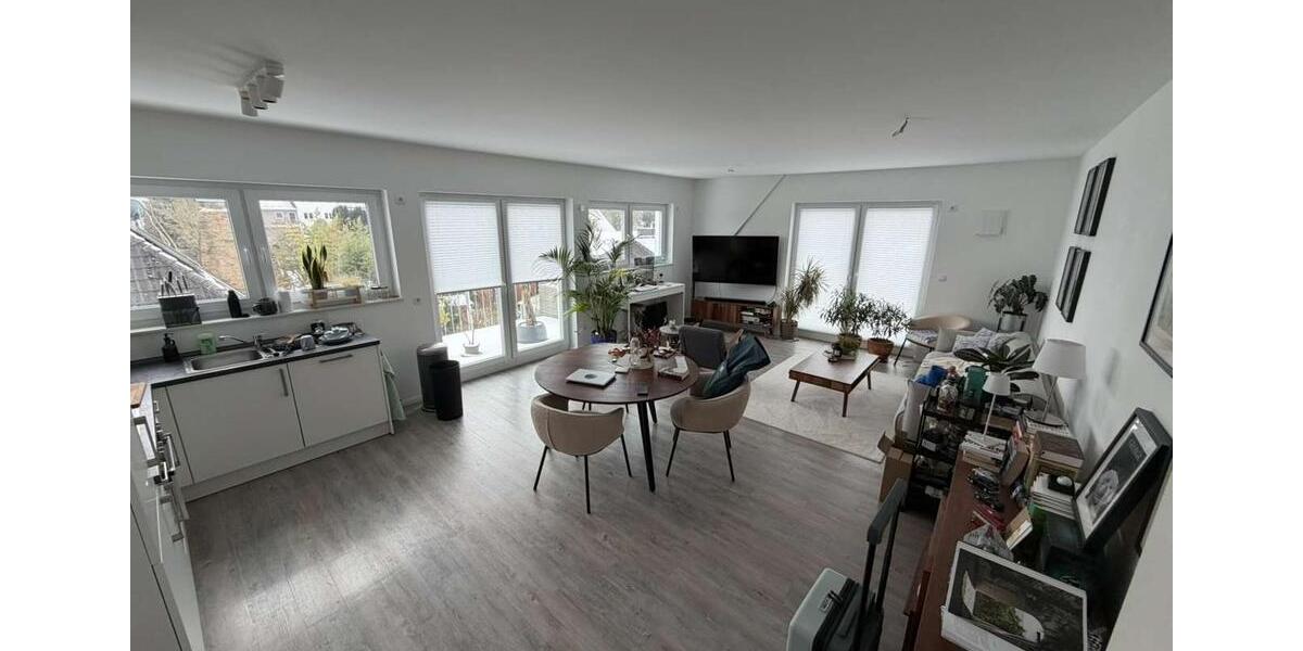 Etagenwohnung Oldenburg Kreyenbrück - 2 Zimmer, 92 m&sup2;, 1.090&euro; | Angebot:24779324