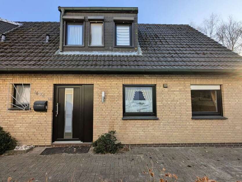 Haus zum Kaufen in Oldenburg 299.000 € 87.97 m²