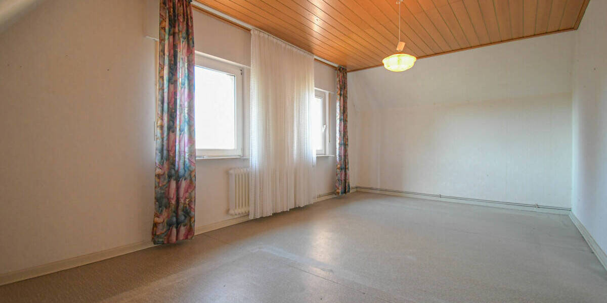 Einfamilienhaus Bösel Edewechterdamm - 4 Zimmer, 143 m&sup2;, 199.000&euro; | Angebot:25692594