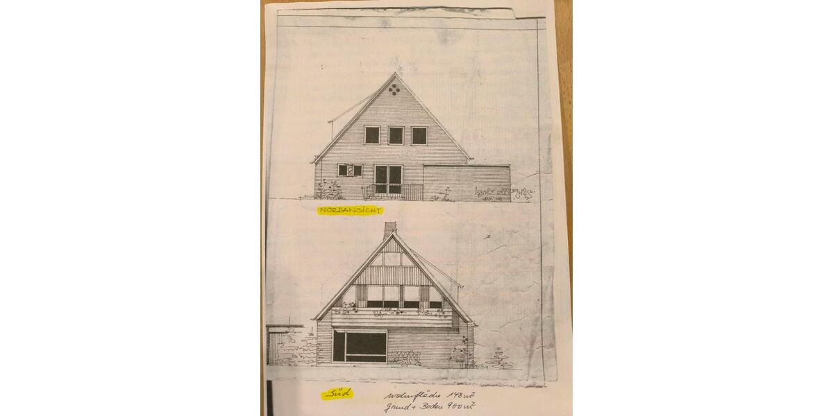 Einfamilienhaus mit 180 m2 Wohnfläche, voll unterkellert 7 zimmer