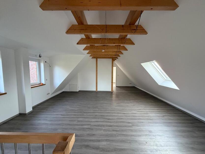 2 Zimmer-Wohnung (Maisonette) in RastedeLoy