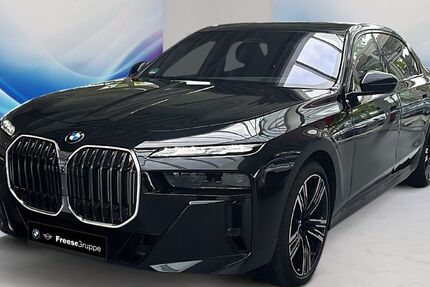 BMW 740 10.000 km 126.690 € Oldenburg 26125