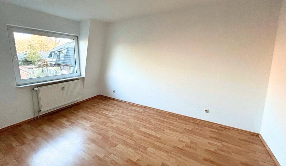 Maisonettenwohnung Oldenburg Bloherfelde - 3 Zimmer, 66 m&sup2;, 500&euro; | Angebot:26255411