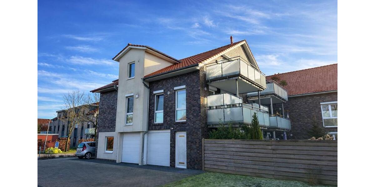 Dachgeschoßwohnung Bad Zwischenahn - 3 Zimmer, 109 m&sup2;, 1.250&euro; | Angebot:24682467