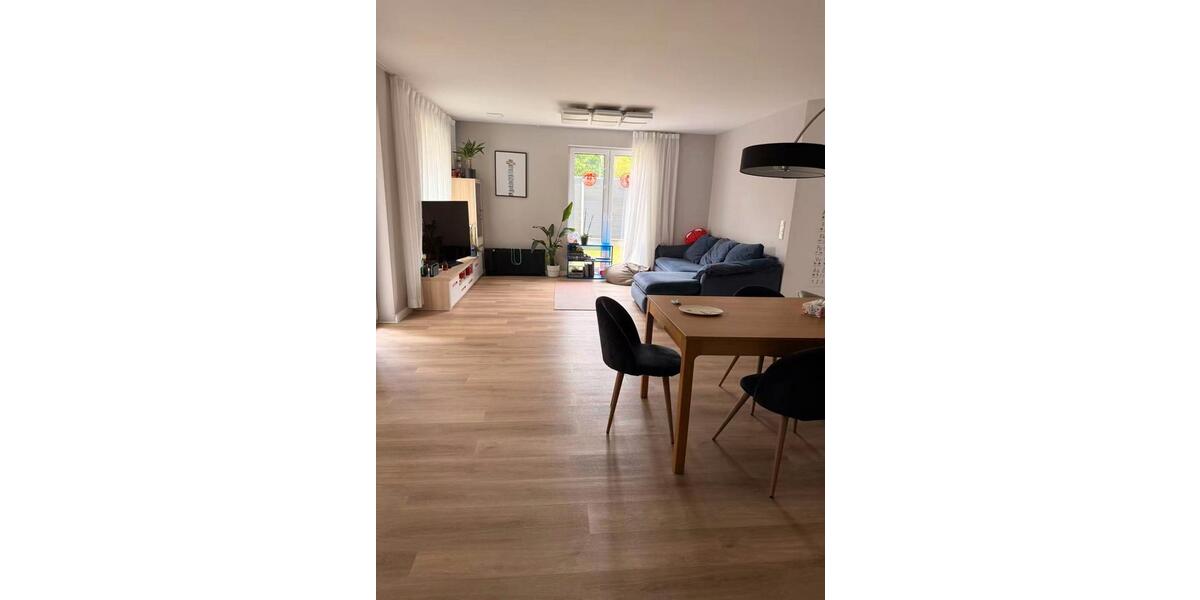 Erdgeschoßwohnung Oldenburg Bürgeresch - 4 Zimmer, 155 m&sup2;, 1.850&euro; | Angebot:26594425