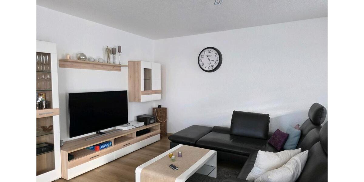 Dachgeschoßwohnung Edewecht - 2 Zimmer, 82 m&sup2;, 937&euro; | Angebot:25991367