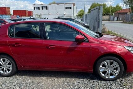 Peugeot 308 116.000 km 6.000 &euro; Oldenburg 26133