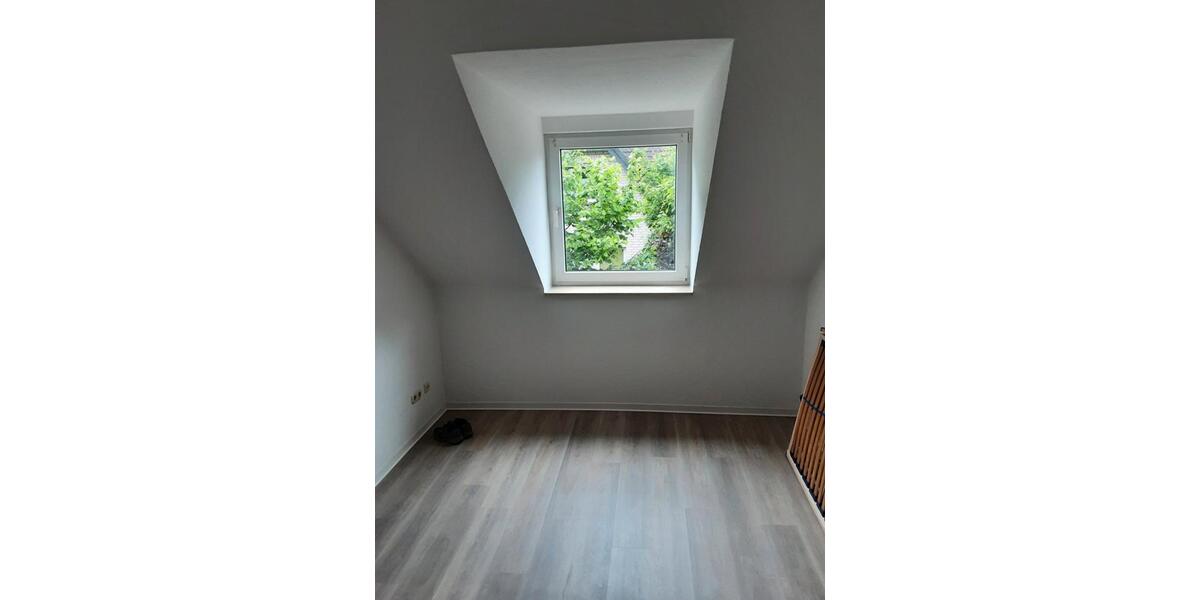 Etagenwohnung Oldenburg Drielaker-Moor - 3 Zimmer, 73 m&sup2;, 195.000&euro; | Angebot:26884765