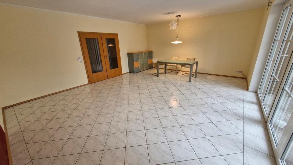 Doppelhaushälfte Ganderkesee - 5 Zimmer, 150 m&sup2;, 395.000&euro; | Angebot:25223017