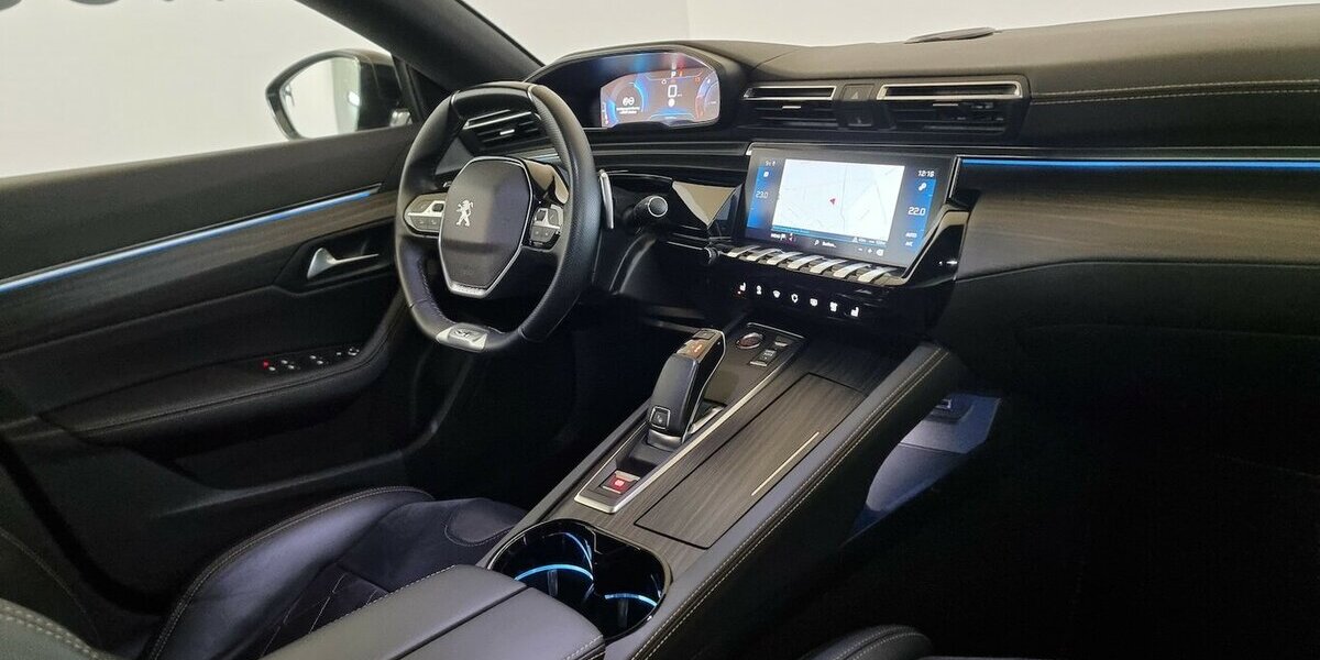 Peugeot 508 GT LED ACC Pano Sound Kamera Night Vision 108.800 km 21.600 &euro; Garrel 49681