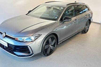 VW Passat Variant 1.100 km 43.450 &euro; Friesoythe 26169