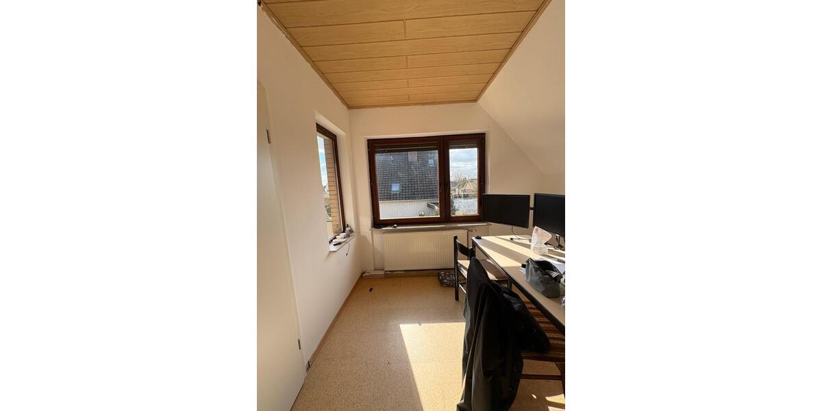 Dachgeschoßwohnung Oldenburg Alexandersfeld - 3 Zimmer, 68 m&sup2;, 980&euro; | Angebot:26445273