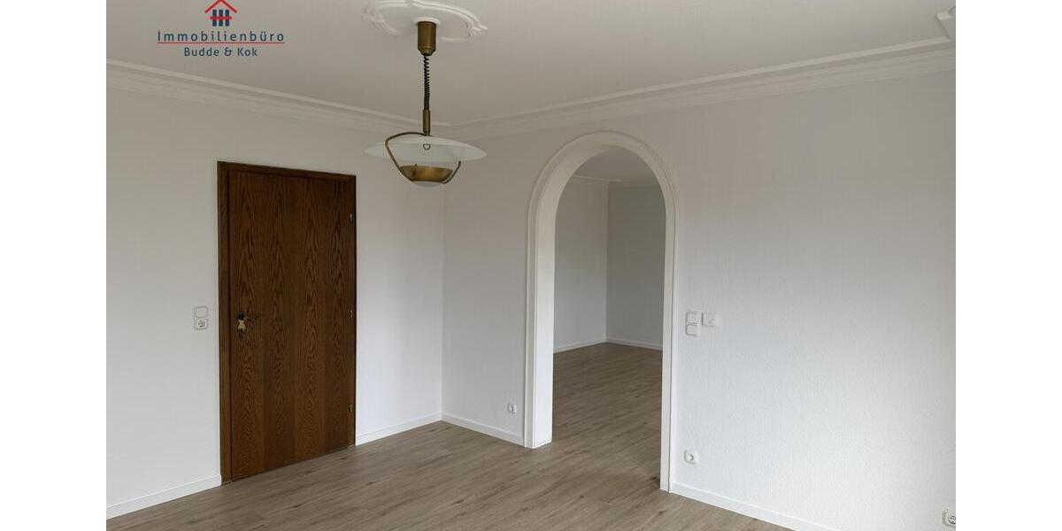 Doppelhaushälfte Friesoythe - 7 Zimmer, 233 m&sup2;, 1.500&euro; | Angebot:26247200