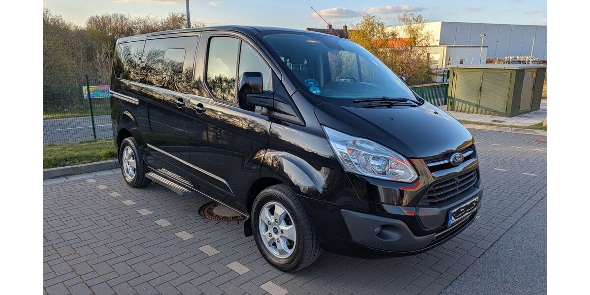 Ford Tourneo Custom 165.500 km 18.800 &euro; Delmenhorst 27753