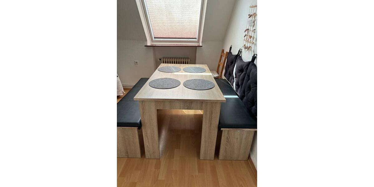Dachgeschoßwohnung Oldenburg Ziegelhof - 3 Zimmer, 50 m&sup2;, 380&euro; | Angebot:24700955