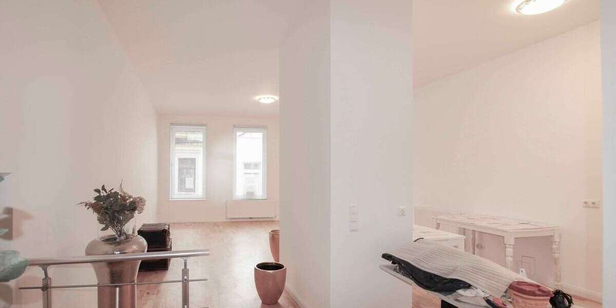 Wohnung zum Kaufen in Oldenburg 937.000 € 95.15 m² 2 zimmer