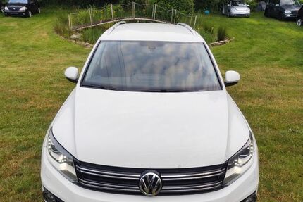 VW Tiguan 133.328 km 14.990 &euro; Hatten 26209