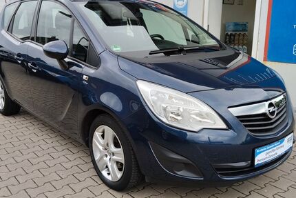 Opel Meriva 70.213 km 7.399 &euro; Jade 26349
