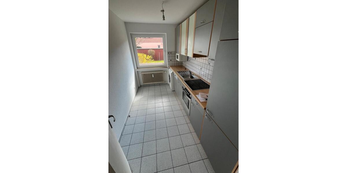 Erdgeschoßwohnung Oldenburg Bürgeresch - 4 Zimmer, 83 m&sup2;, 390&euro; | Angebot:25999990